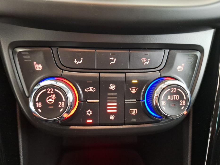 OPEL Zafira Tourer 2016