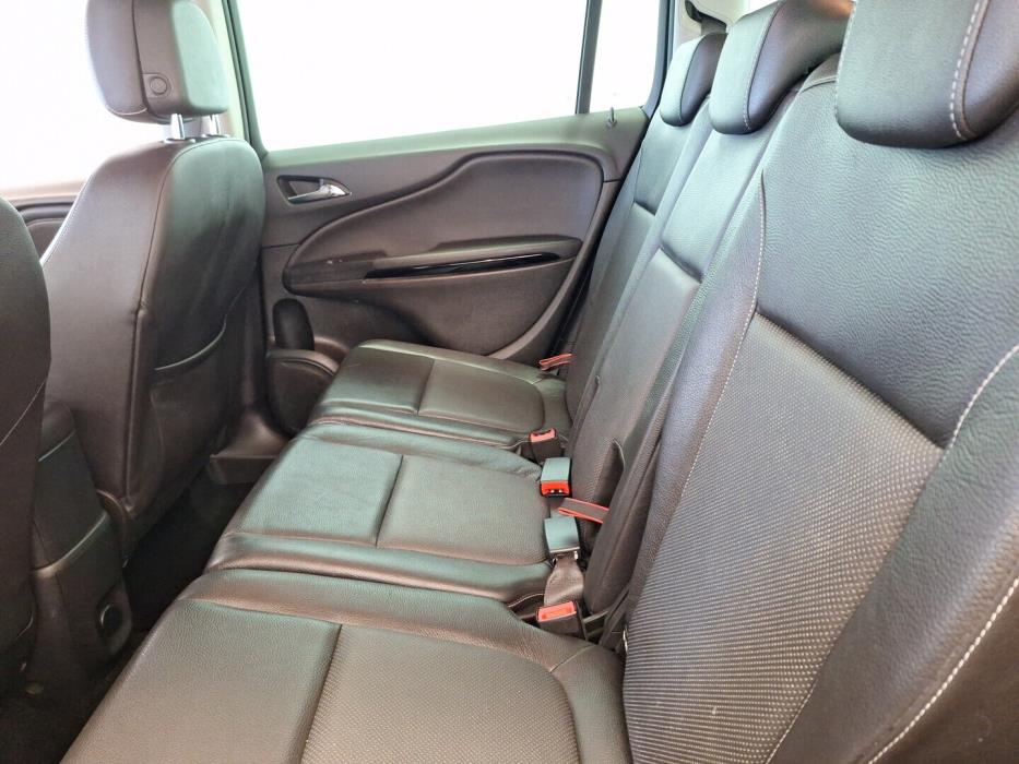 OPEL Zafira Tourer 2016