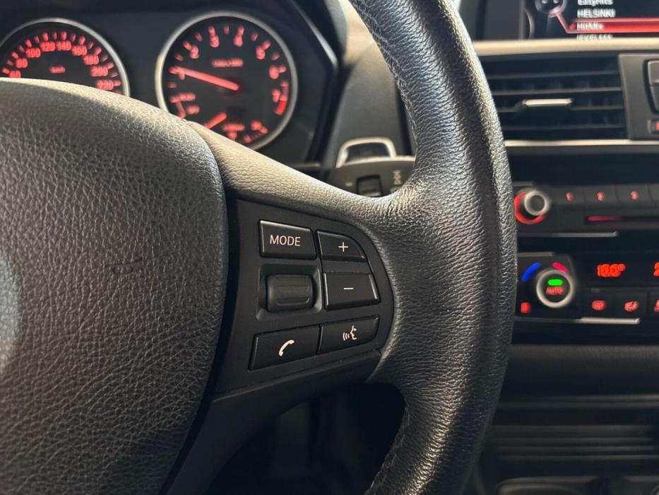 BMW 118 2017