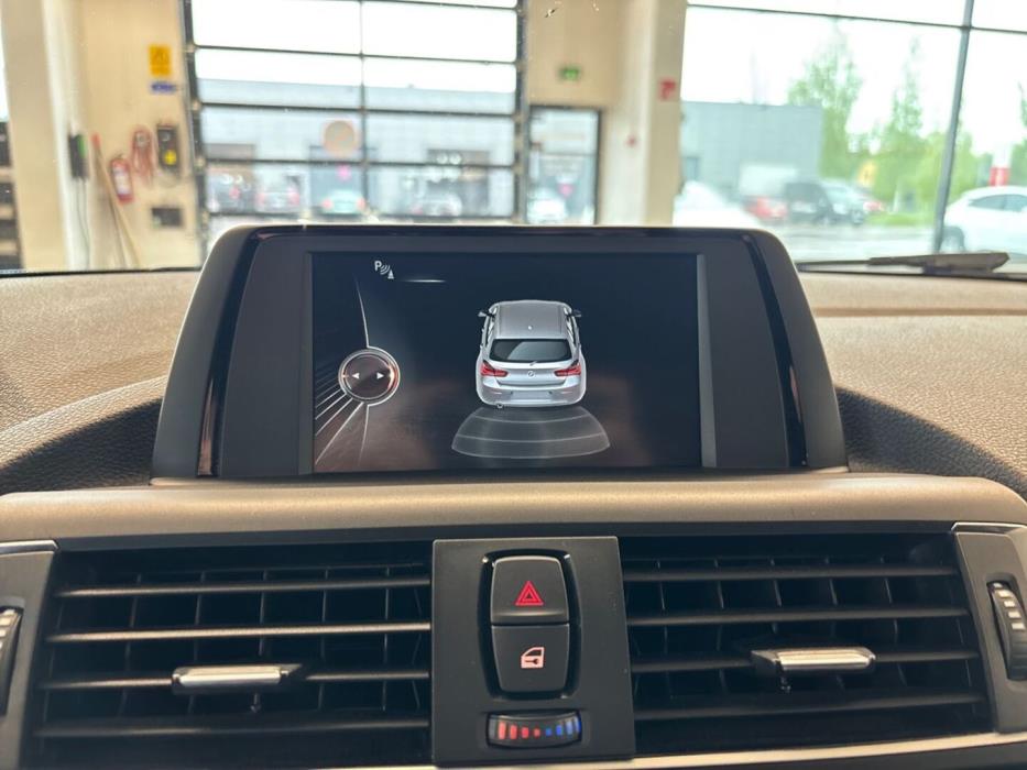 BMW 118 2017