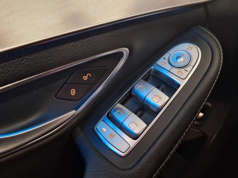 MERCEDES-BENZ C 2017