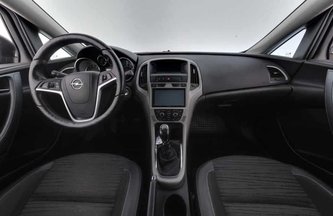 OPEL Astra 2014
