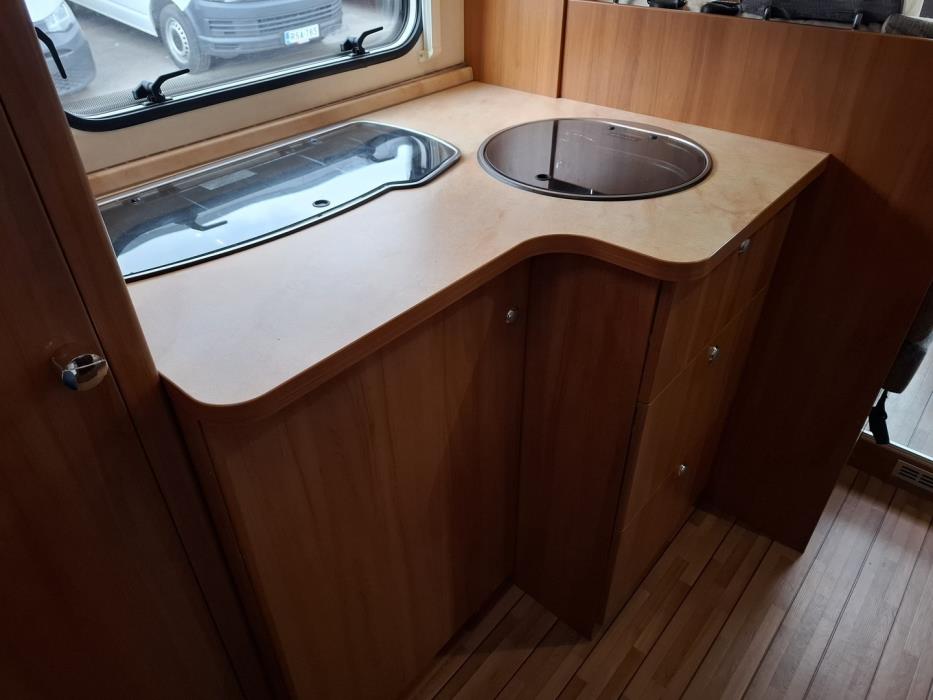 KNAUS Skywave 650 MF 2011