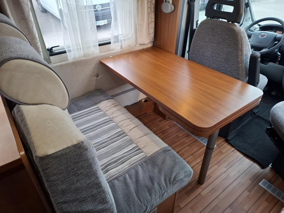 KNAUS Skywave 650 MF 2011