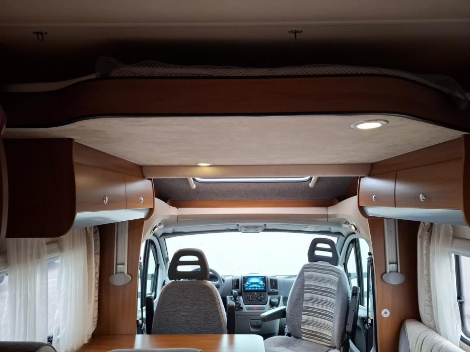 KNAUS Skywave 650 MF 2011