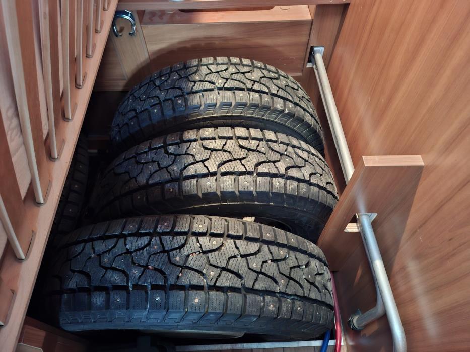 KNAUS Skywave 650 MF 2011