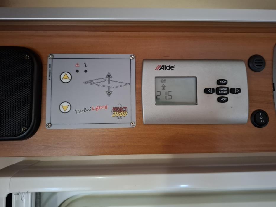 KNAUS Skywave 650 MF 2011