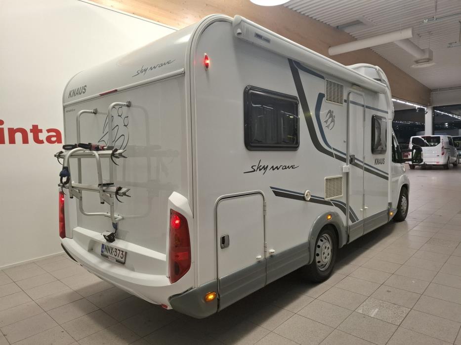 KNAUS Skywave 650 MF 2011
