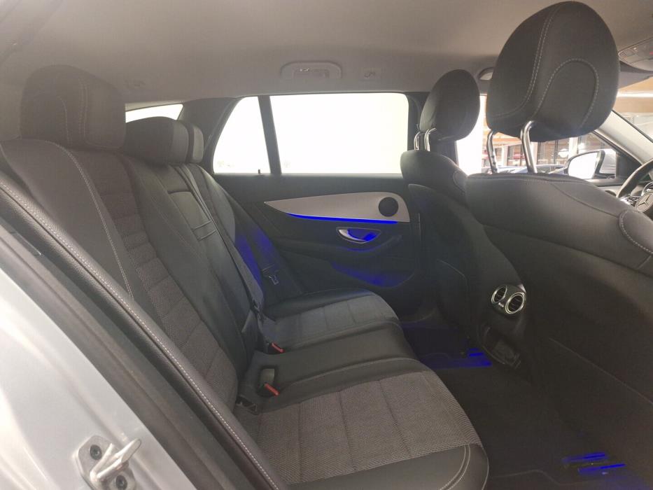 MERCEDES-BENZ E 2022