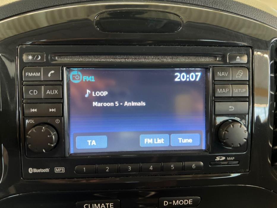 NISSAN Juke 2012