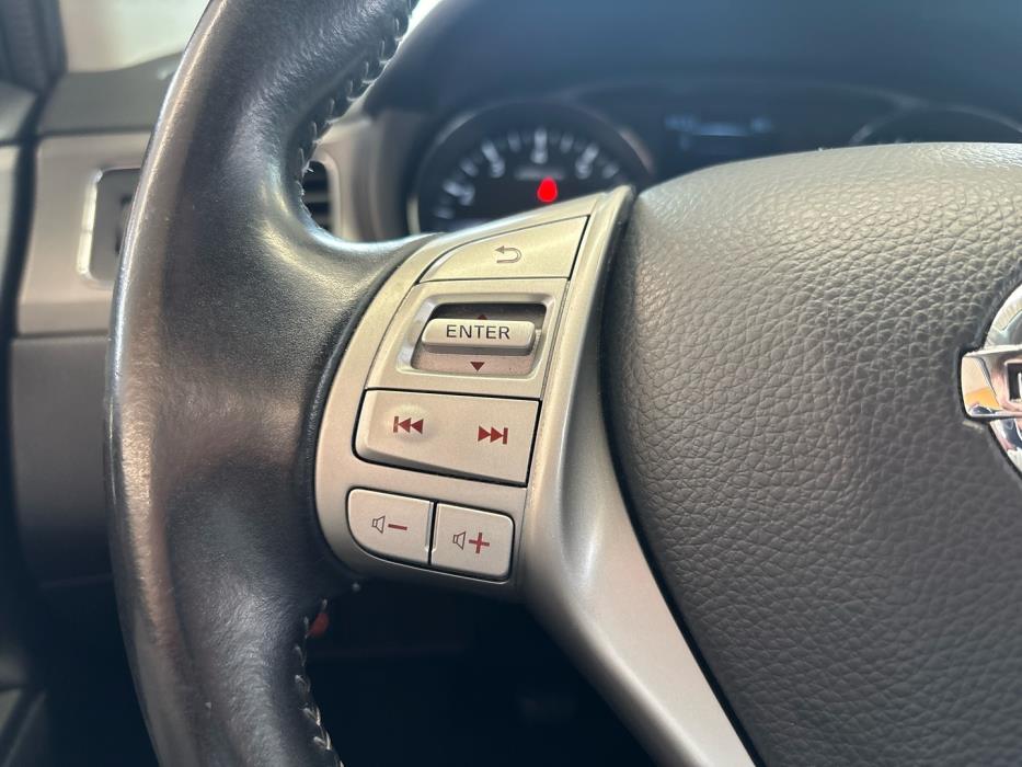 NISSAN Pulsar 2017