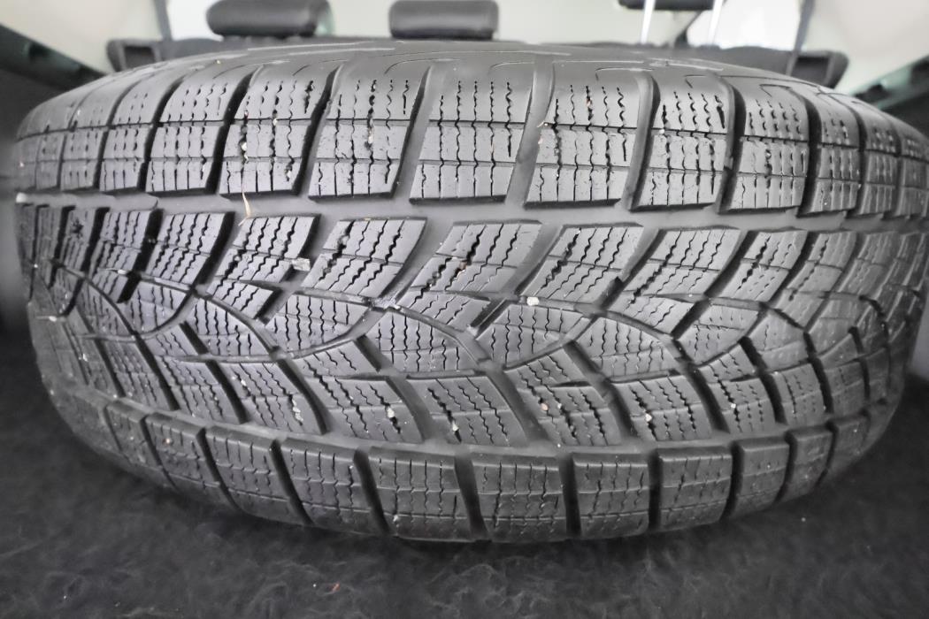 MITSUBISHI Outlander PHEV 2016