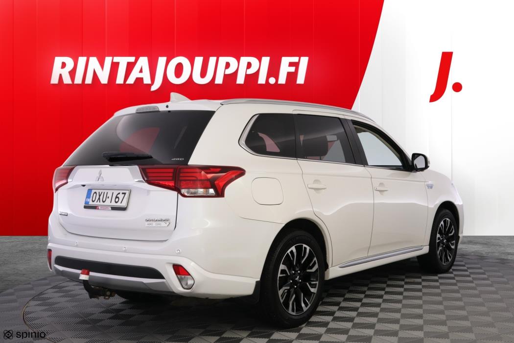 MITSUBISHI Outlander PHEV 2016