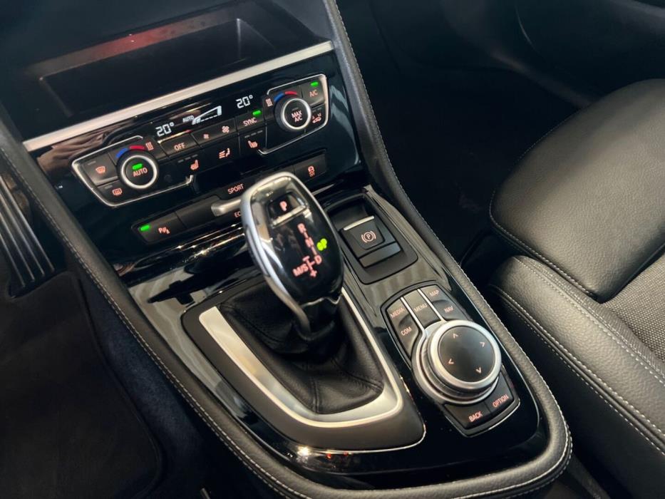 BMW 218 2023