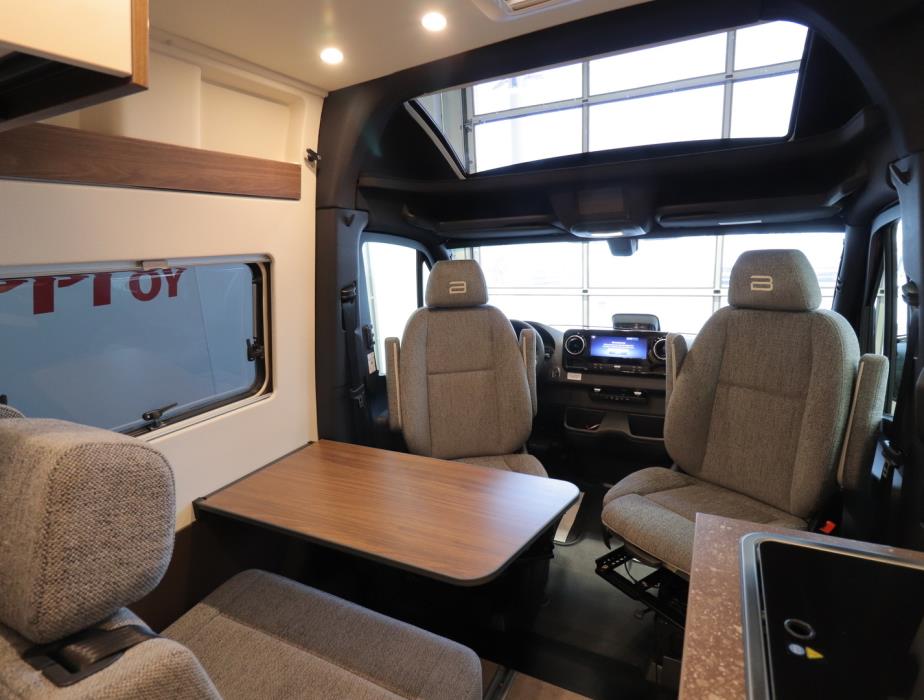 BÜRSTNER HABITON HM 6.0 2026