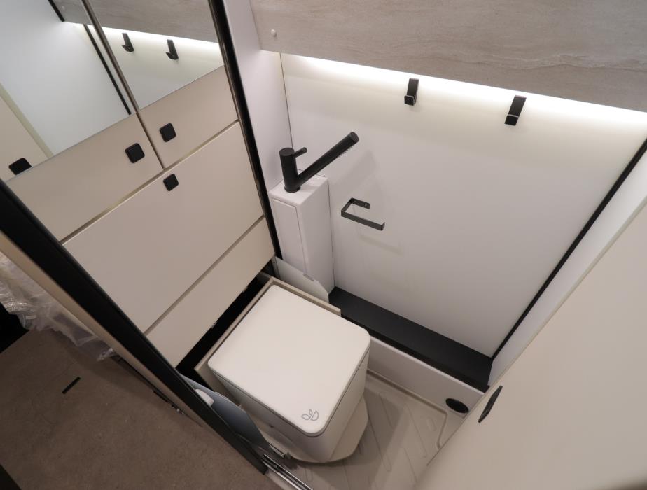 BÜRSTNER HABITON HM 6.0 2026