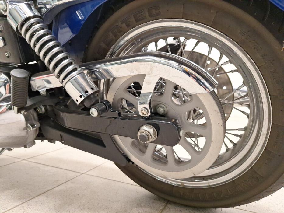 HARLEY-DAVIDSON DYNA 2009