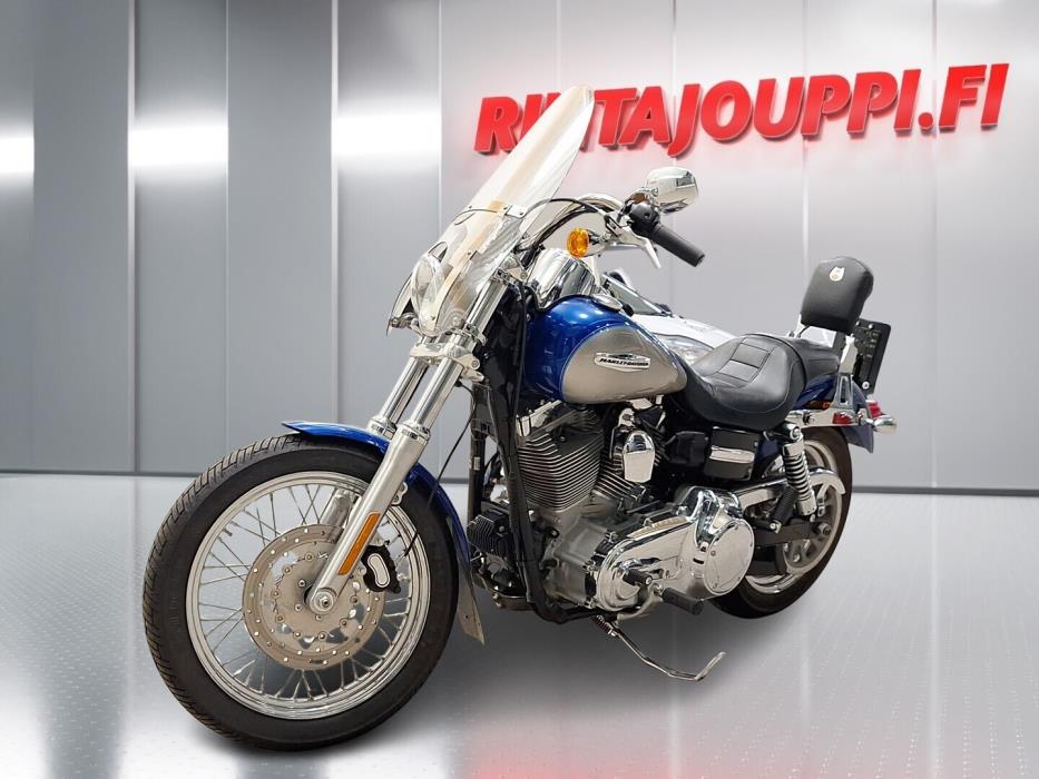 HARLEY-DAVIDSON DYNA 2009