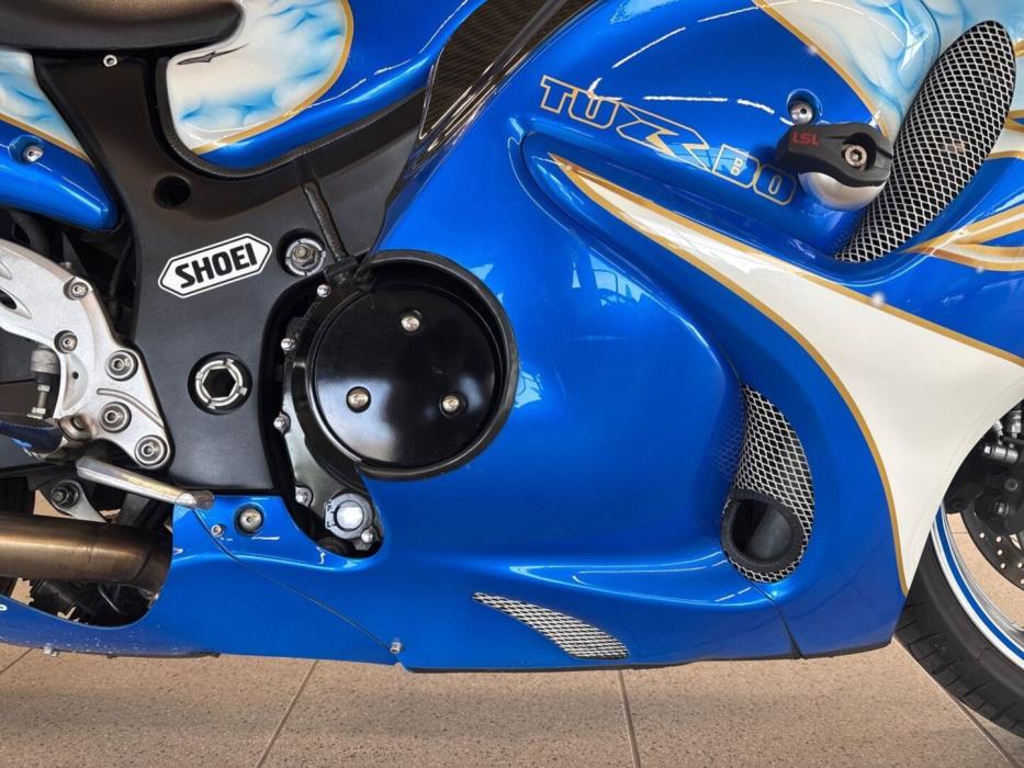 SUZUKI GSX 2010