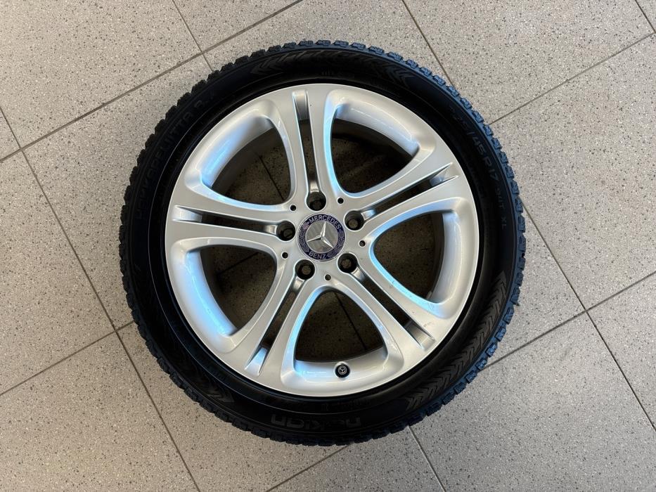 MERCEDES-BENZ A 2013