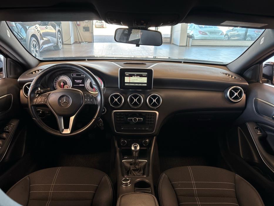 MERCEDES-BENZ A 2013