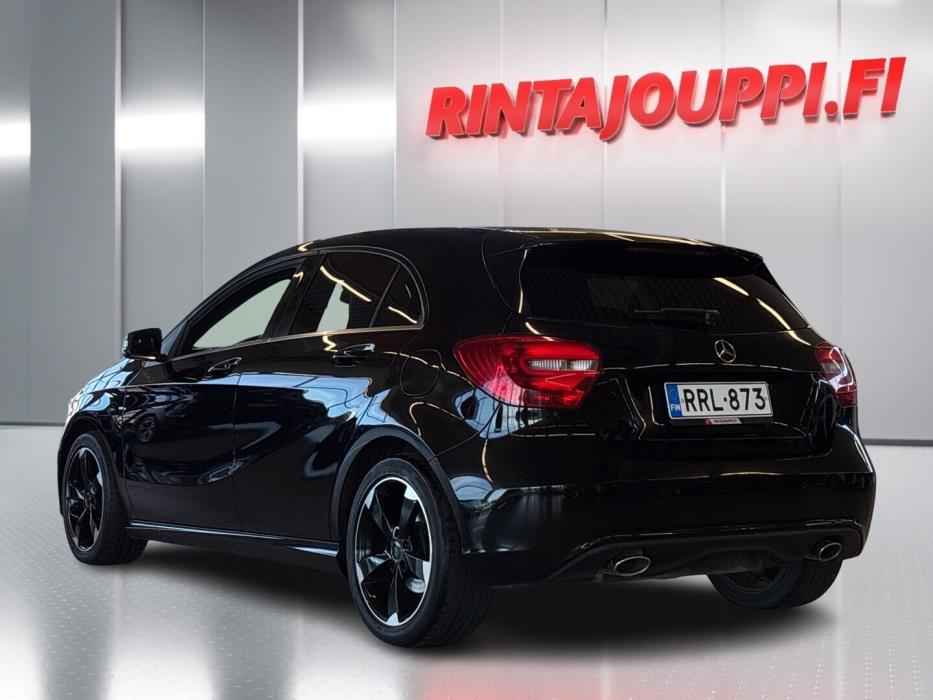 MERCEDES-BENZ A 2013