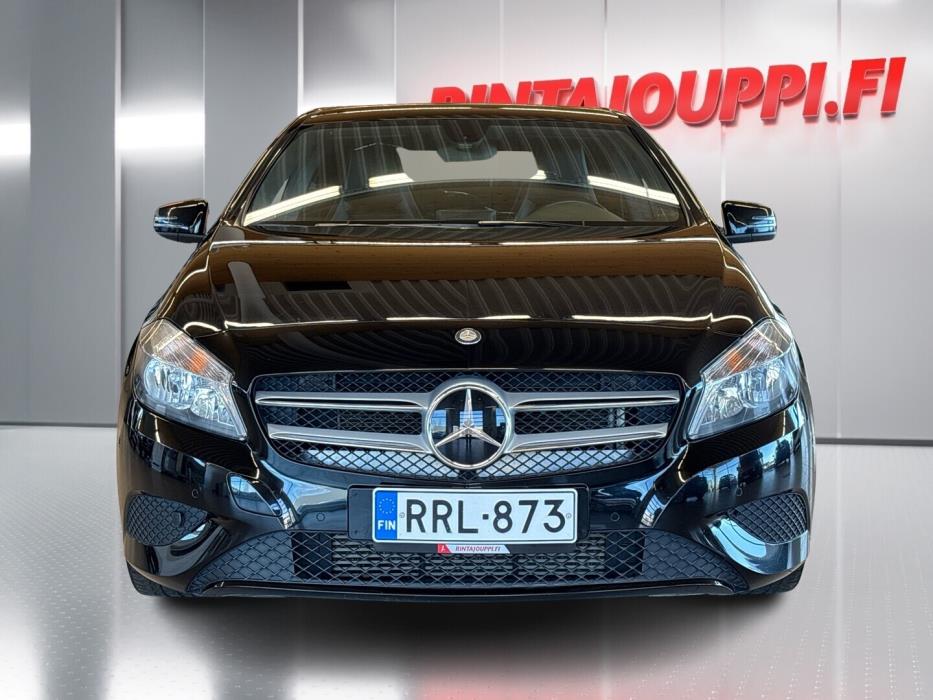 MERCEDES-BENZ A 2013