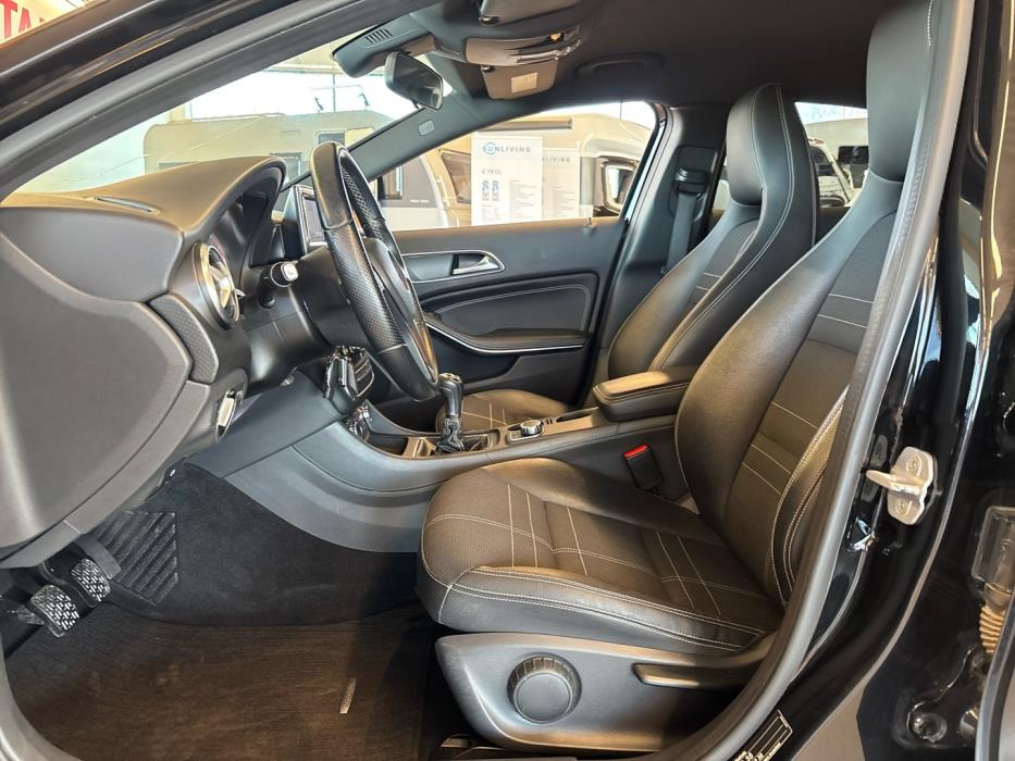 MERCEDES-BENZ A 2013