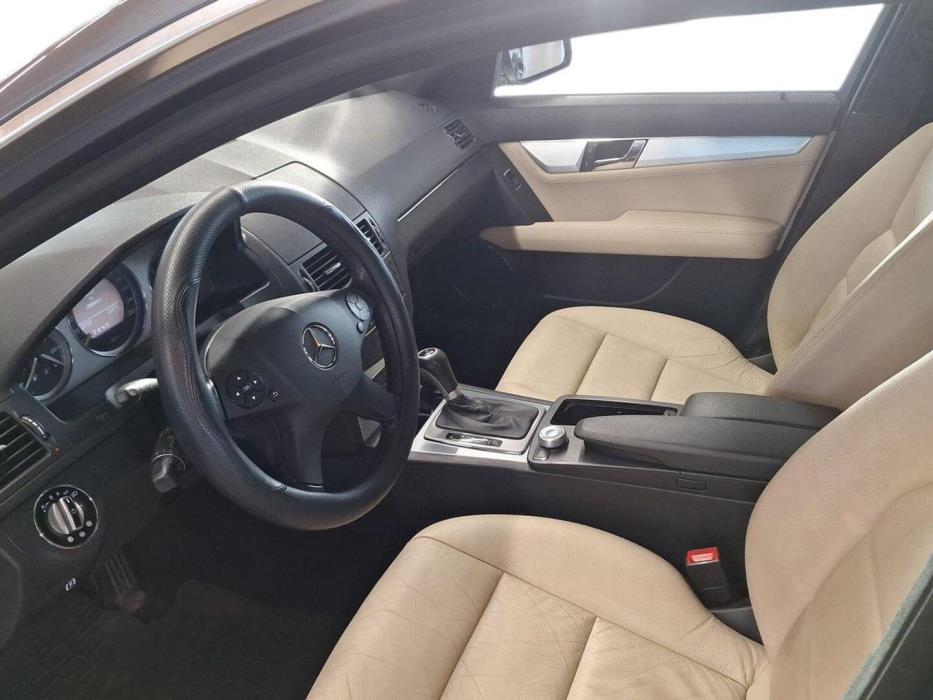 MERCEDES-BENZ C 2008