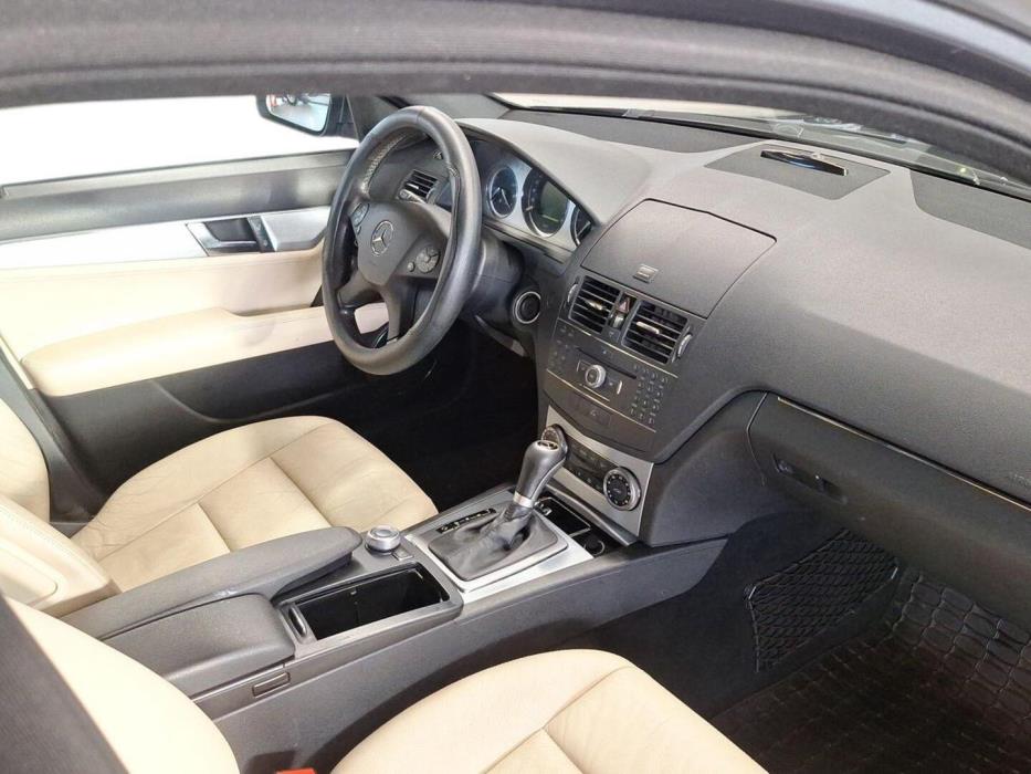 MERCEDES-BENZ C 2008