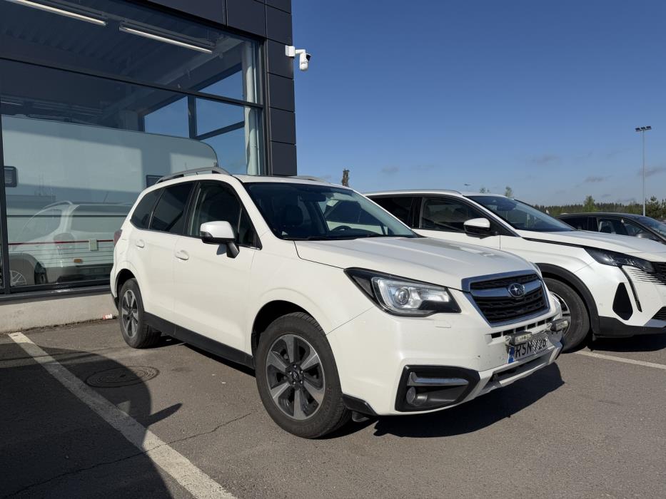 SUBARU Forester 2016