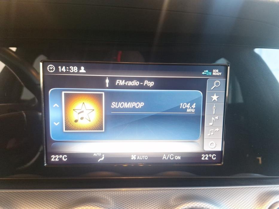 MERCEDES-BENZ E 2020