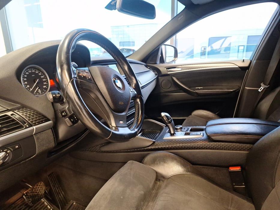 BMW X6 2013