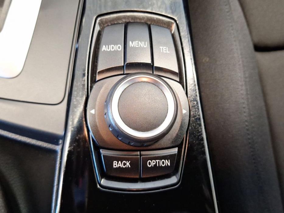 BMW 320 2013