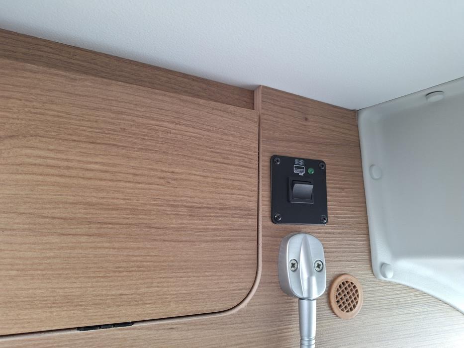 ADRIA Twin 640 SL 2018