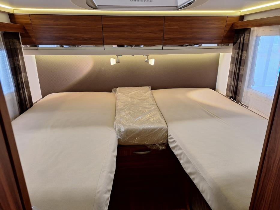ADRIA Coral 670 SL Plus 2016
