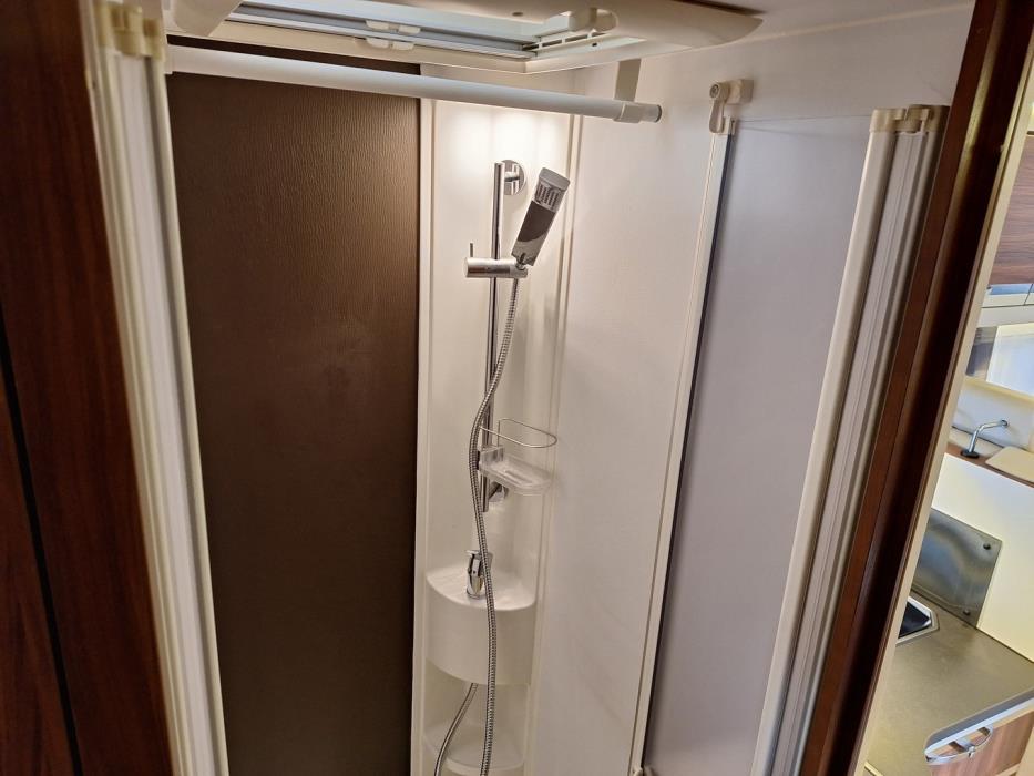 ADRIA Coral 670 SL Plus 2016