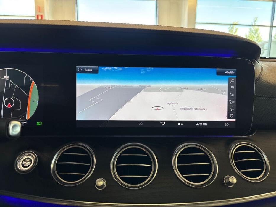 MERCEDES-BENZ E 2017
