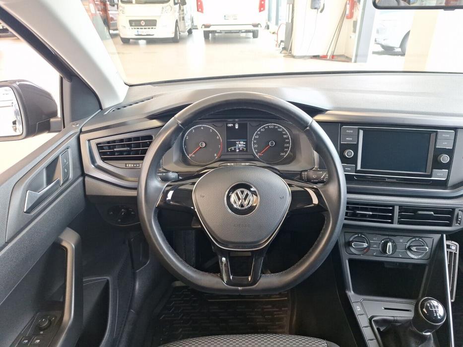 VOLKSWAGEN Polo 2020