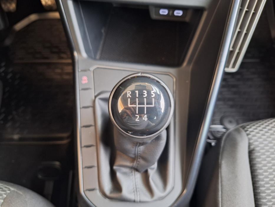 VOLKSWAGEN Polo 2020