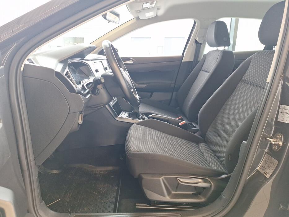 VOLKSWAGEN Polo 2020
