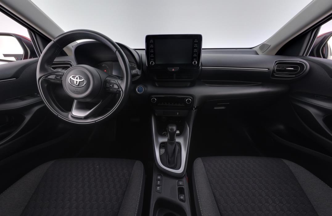 TOYOTA Yaris 2023