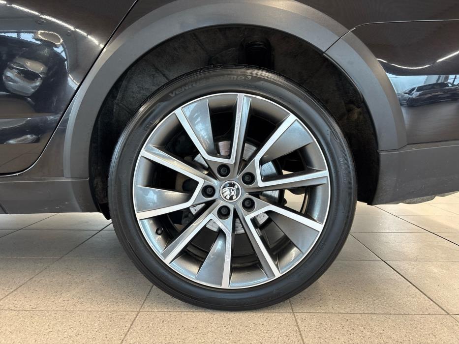 SKODA Octavia 2019