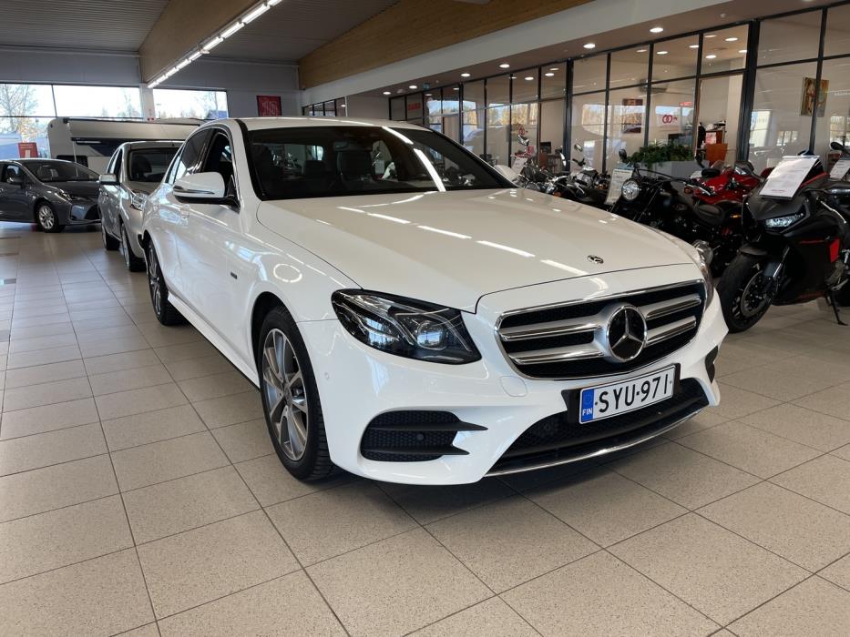 MERCEDES-BENZ E 2018