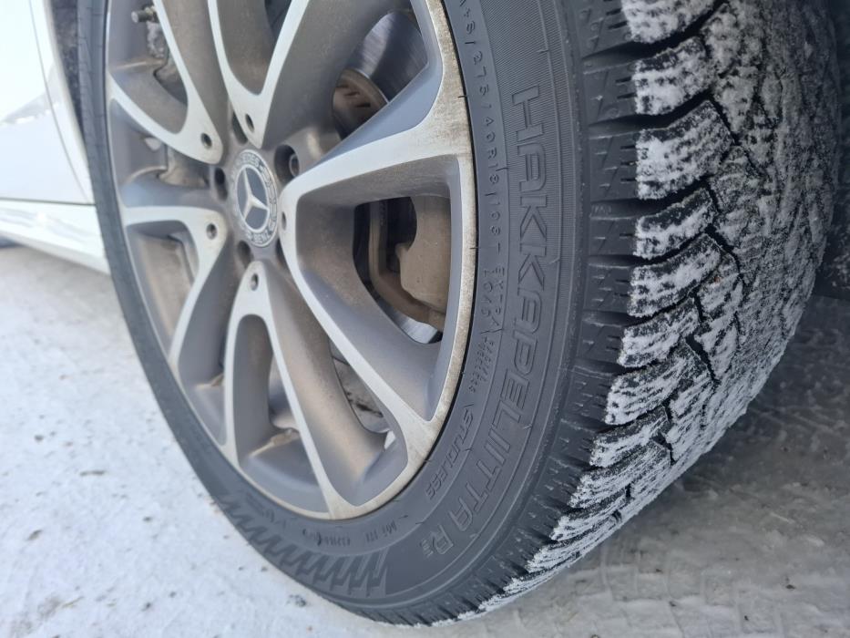 MERCEDES-BENZ E 2018