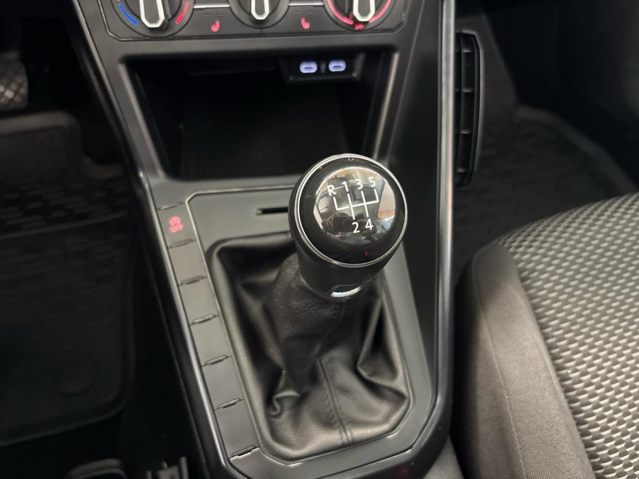 VOLKSWAGEN Polo 2021