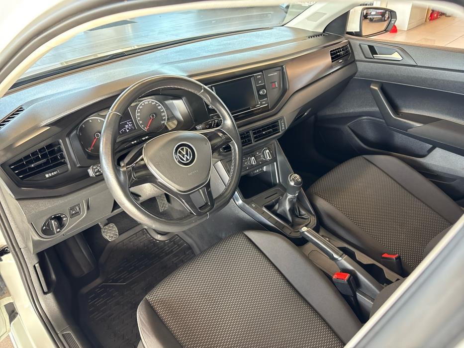 VOLKSWAGEN Polo 2021