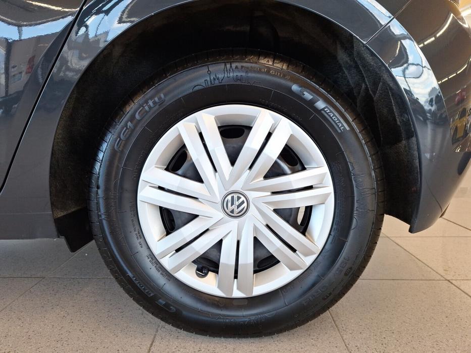 VOLKSWAGEN Polo 2020