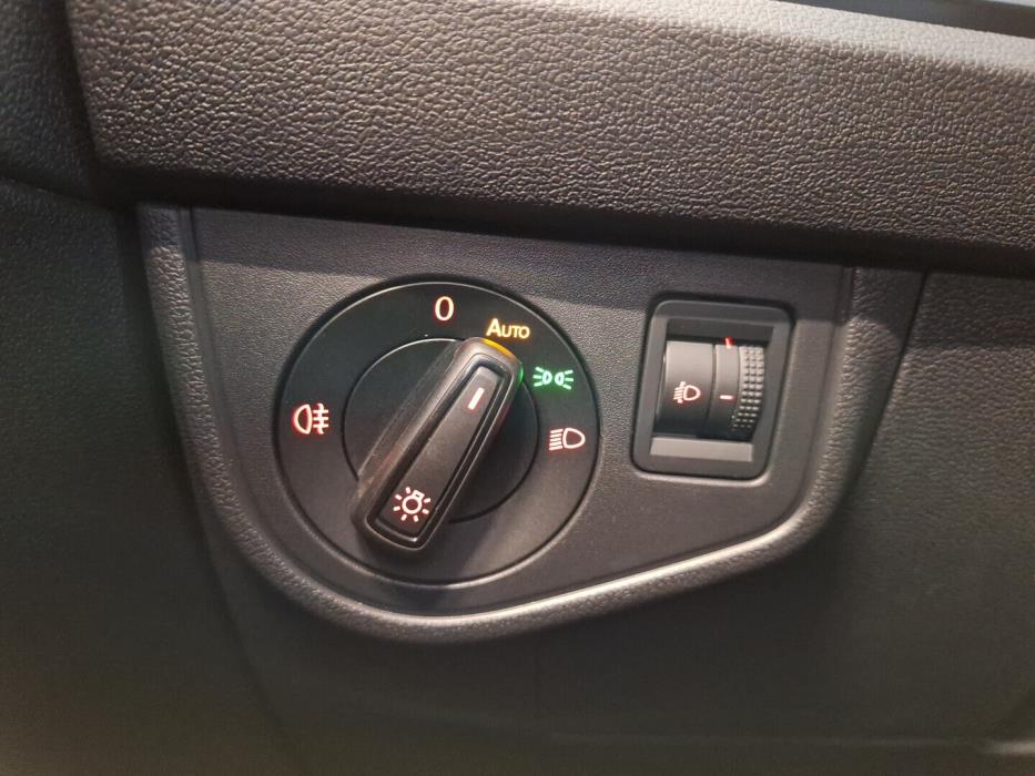 VOLKSWAGEN Polo 2020