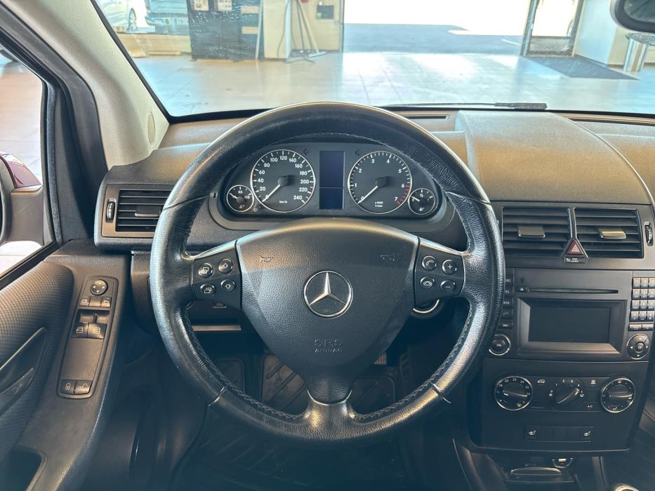 MERCEDES-BENZ A 2009